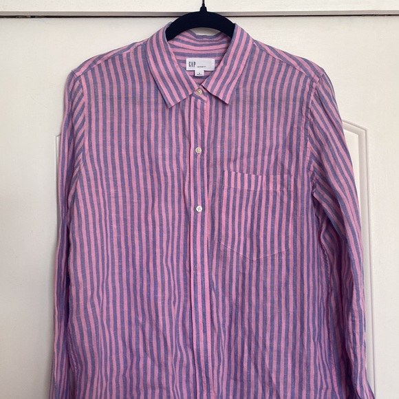 Gap Linen button down Boyfriend Fit oversized small striped long sleeved shirt! - Picture 4 of 11